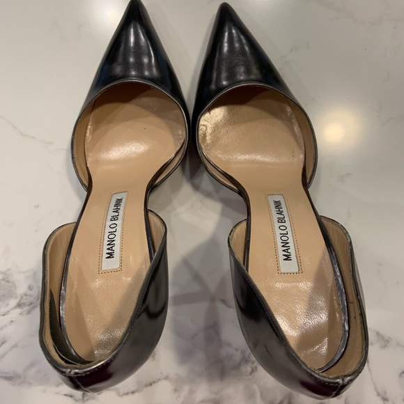 Manolo Blahnik Silver D’Orsay Heels - Picture 4 of 6